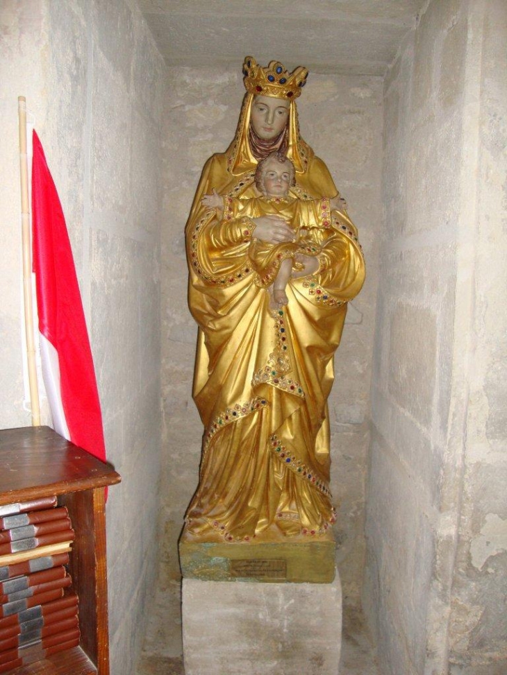 Gallargues-le-Montueux (30660)  église, statue Marie et Jesus