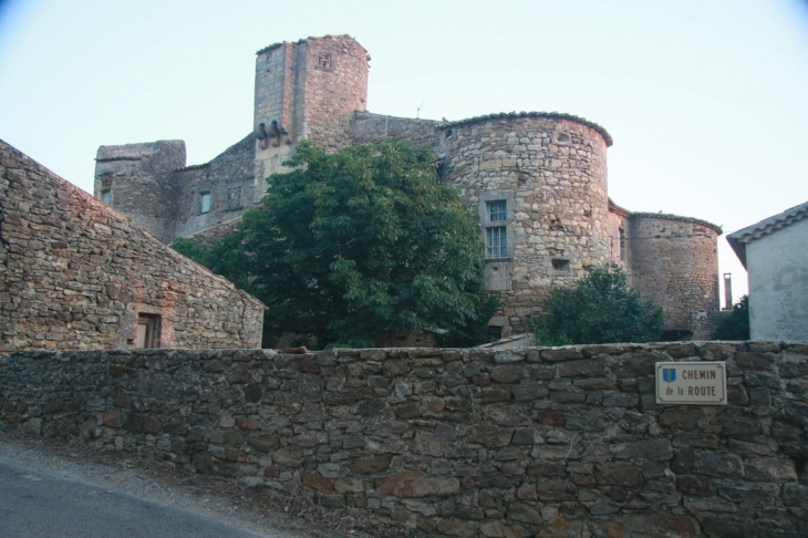 Château du village - Saint-André-d'Olérargues