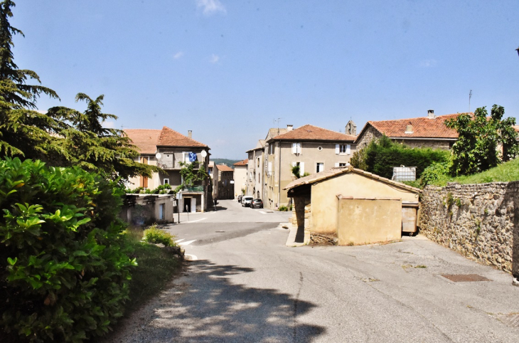 La Commune - Saint-Julien-de-Peyrolas