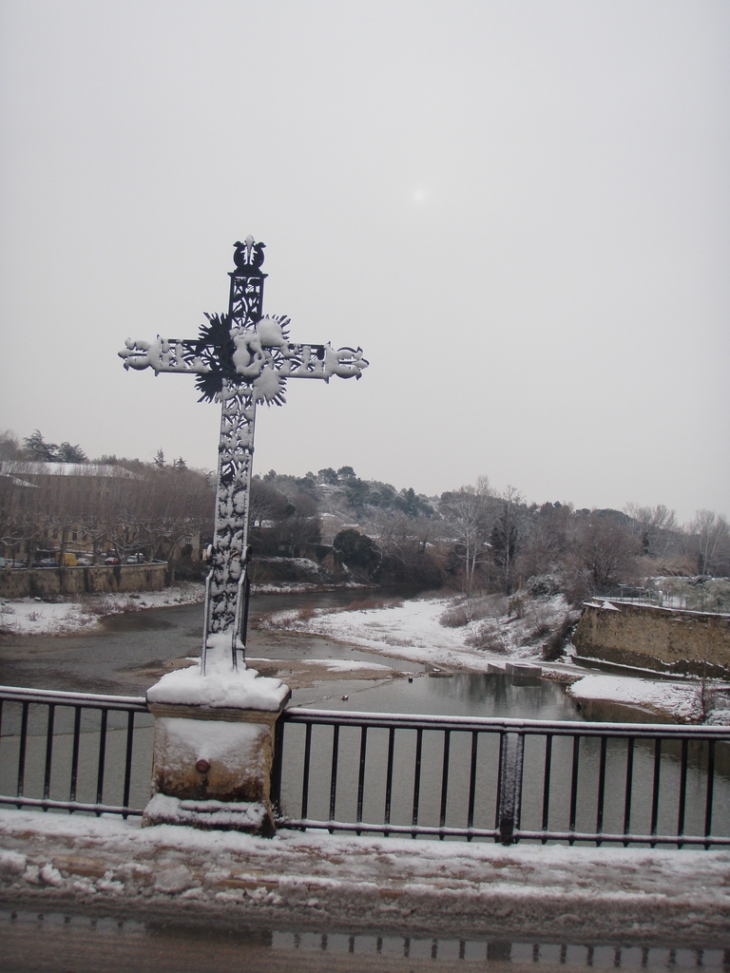 Croix du pont romain - Sommières