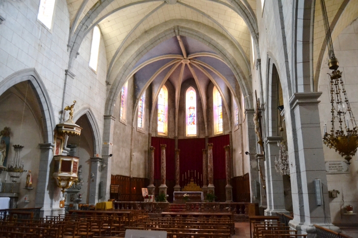 Saint- Laurent église du 17 Em Siècle  - Azillanet