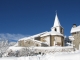 Photo suivante de Arzenc-de-Randon l'église au centre du bourg domine la vallée du Chapeauroux