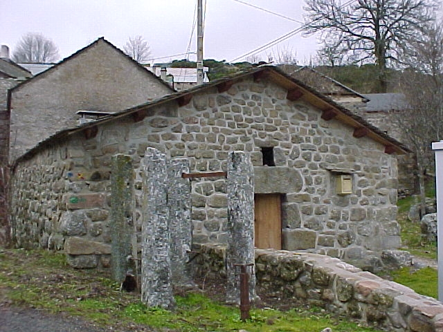 Four à pain village du Crouzet - Saint-Sauveur-de-Ginestoux