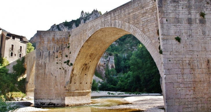  Pont sur le Tarn - Sainte-Enimie