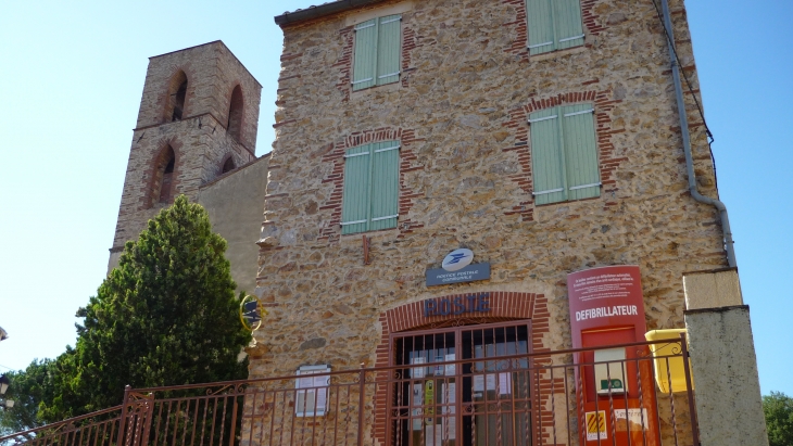 église et poste Corbère-le-château 2012 - Corbère-les-Cabanes