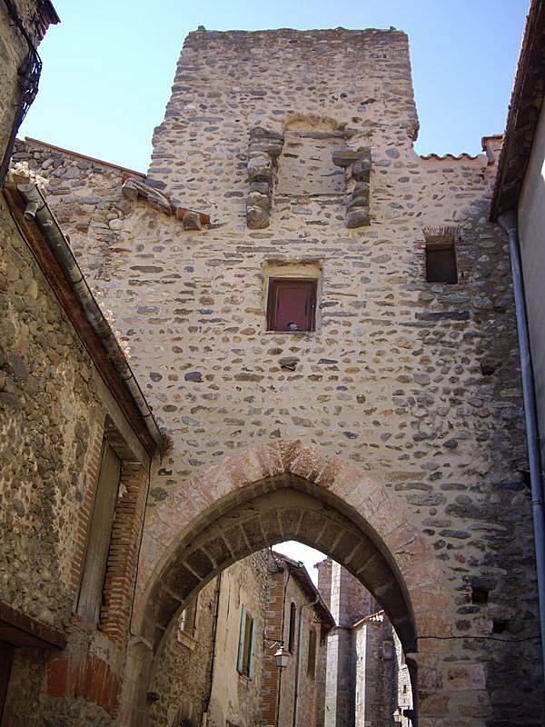 Ancienne porte de la ville - Vinça