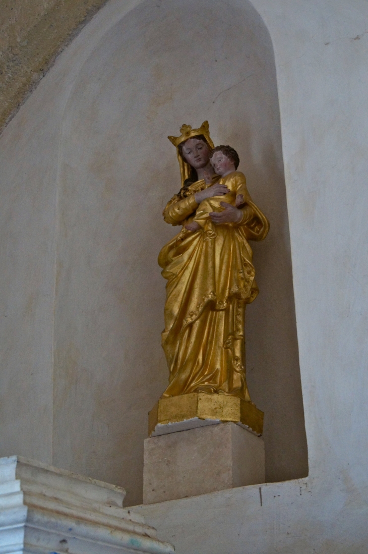 Statue de la Vierge à l'Enfant. Eglise Saint-Julien-de-Brioude. - Concèze