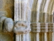 Chapiteaux sculptés du portail. Eglise sainte Anne.