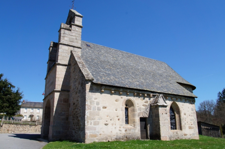 Façade latérale sud de l'église Saint-Rémy-de-Reims.