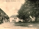 La place, vers 1910 (carte postale ancienne).