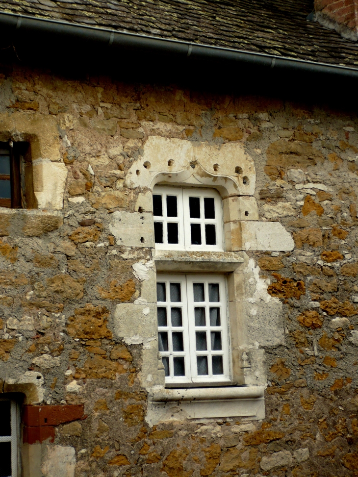 Fenêtre à meneaux - Turenne