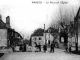 place de l'église, vers 1910 (carte postale ancienne).