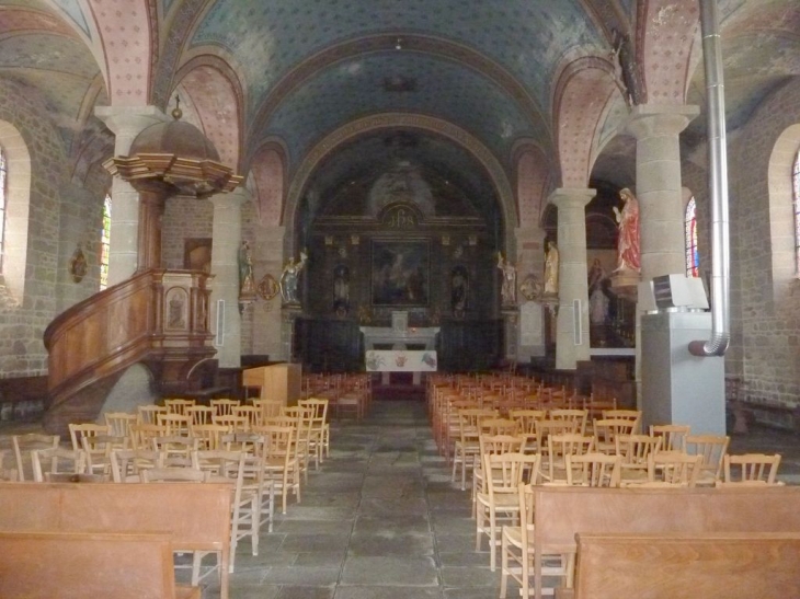 Nef église St Eloi - Crocq