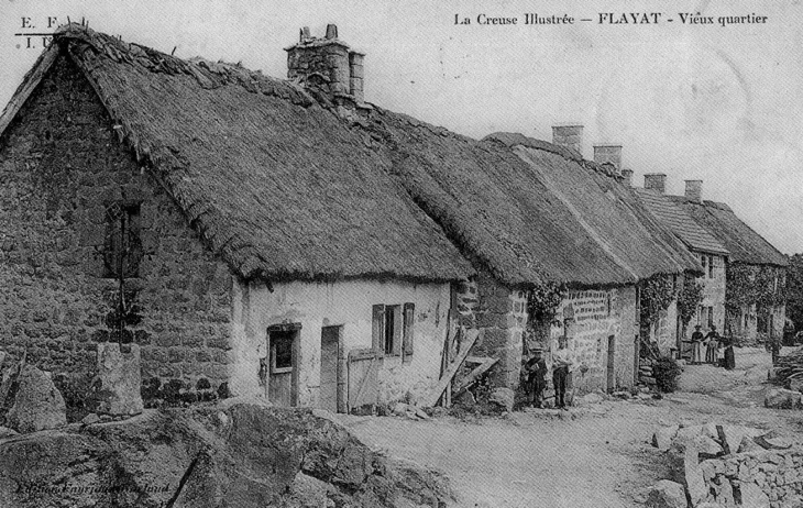 Vers 1906 - Vieux quartier (carte postale ancienne). - Flayat