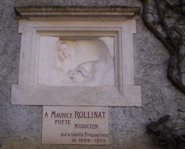 Bas relief de Rodin , hommage à Maurice Rollinat . - Fresselines