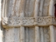 Détail : portail de l'église de Saint-Amand.