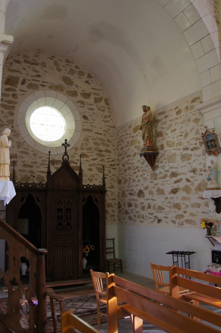 Transept gauche. Eglise Saint Maurice - Saint-Maurice-les-Brousses