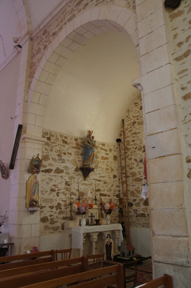 Transept droit église Saint Maurice. - Saint-Maurice-les-Brousses