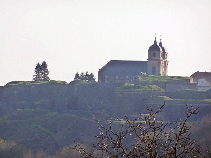 Vue sur la citadelle - Montmédy