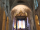 dans la cathédrale Notre Dame : le baldaquin du maître autel