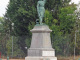le monument aux morts : statue de Jeanne d'Arc