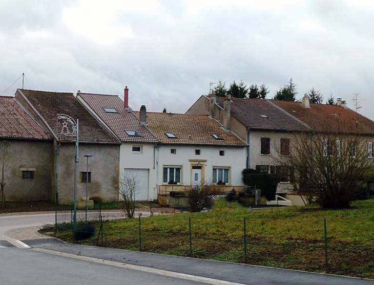 Maisons du village - Coin-sur-Seille