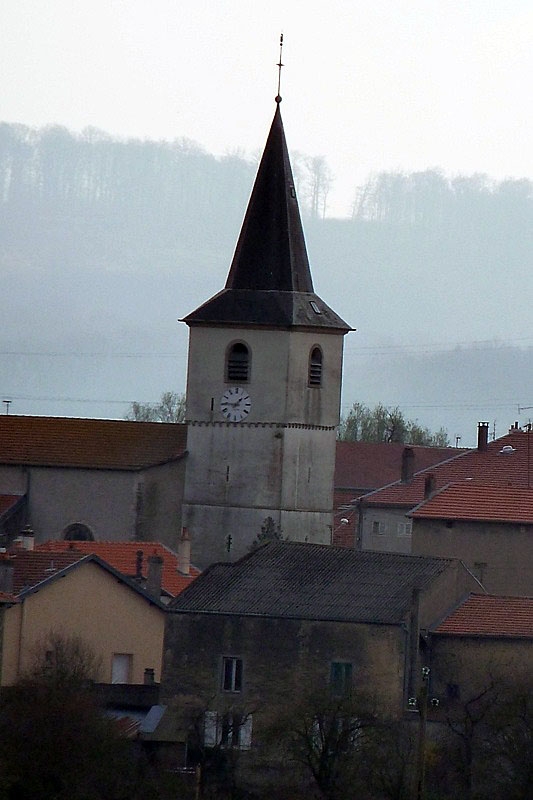 Vue sur l'église - Fonteny