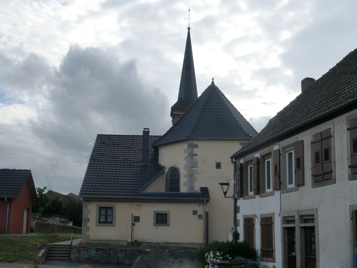 Vers l'église - Hommarting