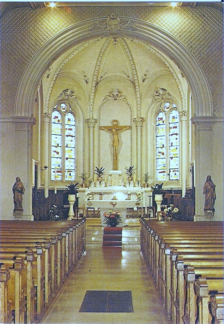 église St Michel (intérieur) - Neufgrange