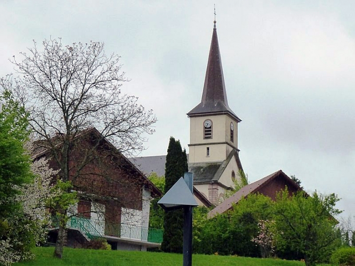 Vue sur l'église - Anould