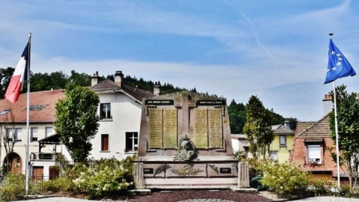 Monument-aux-Morts - Arches