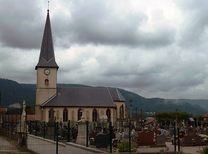 L'église et le cimetière - Dommartin-lès-Remiremont