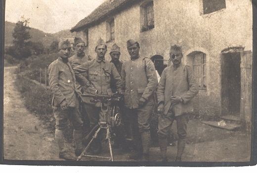 1917 photo d'inconnue 05-1917-01 soldats a - Saint-Dié-des-Vosges