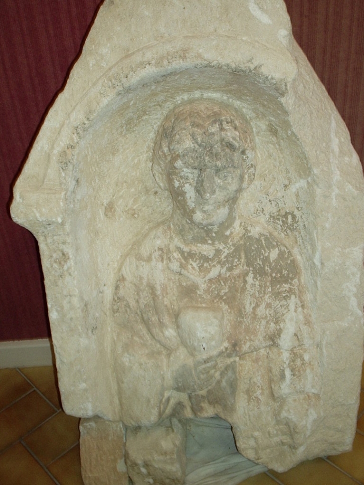 Le musée archéologique propose une colection unique de stèlesgallo-romaines - Soulosse-sous-Saint-Élophe