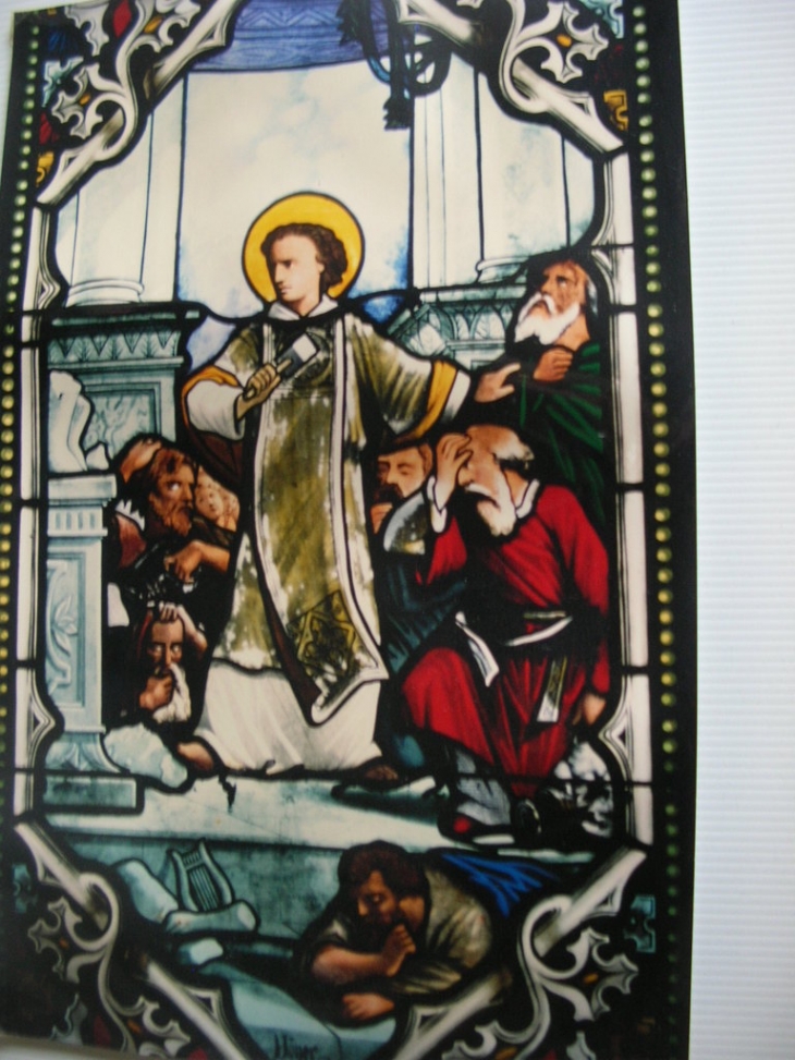 Les vitraux de l'église du XIXe raconte la légende du saint local, Elophe - Soulosse-sous-Saint-Élophe