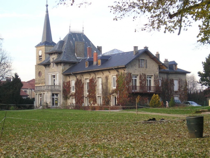 Vaudoncourt chateau3