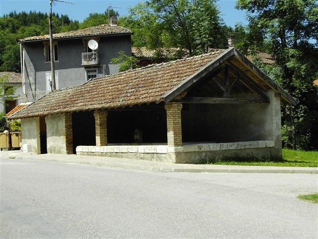 Fougax-et-Barrineuf