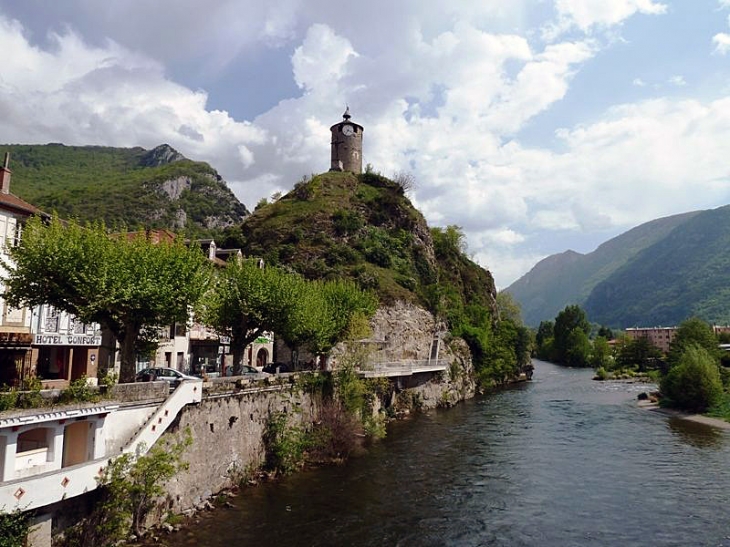 La ville au bord de l'Ariège - Tarascon-sur-Ariège