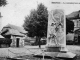 Photo suivante de Bozouls Le Monument aux Morts, vers 1920 (carte postale ancienne).