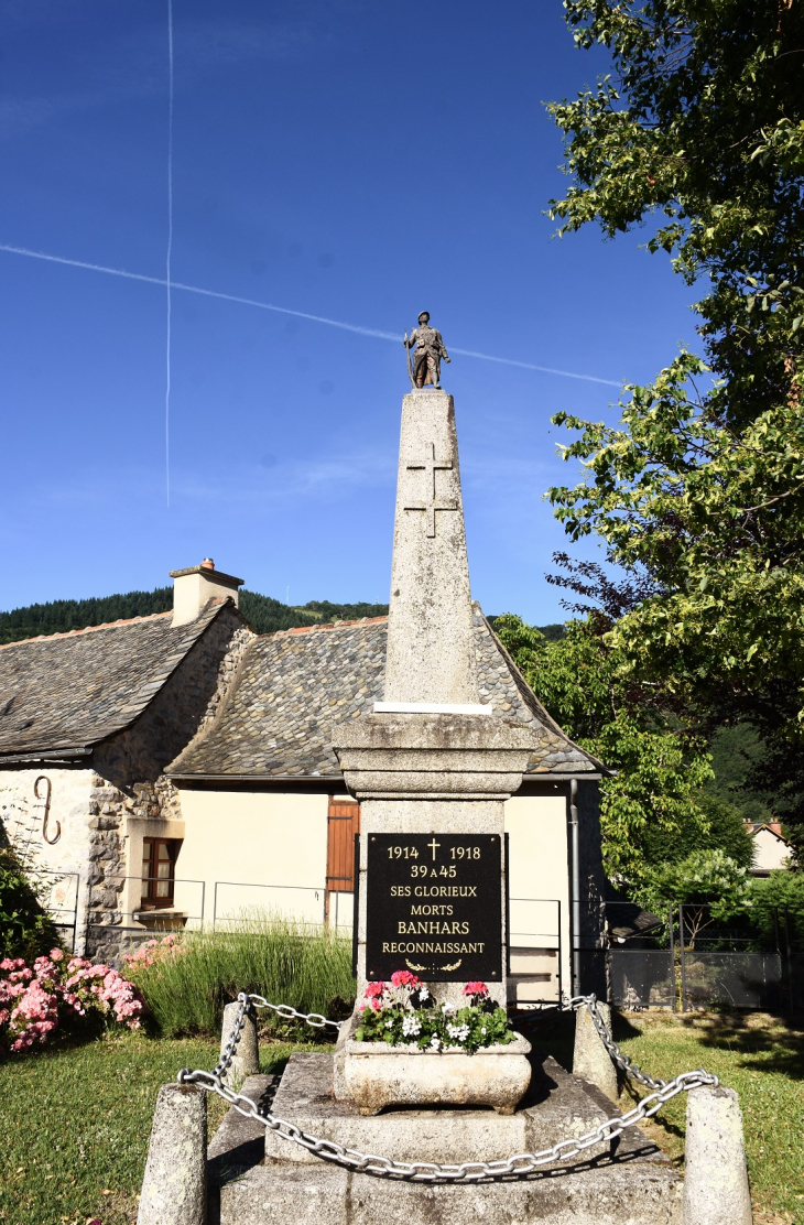 Monument-aux-Morts ( Banhars ) - Campouriez