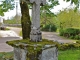 Croix du cimetière du hameau d'Aunac.