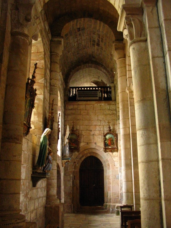 Eglise Romane - Bas côté - Montjaux