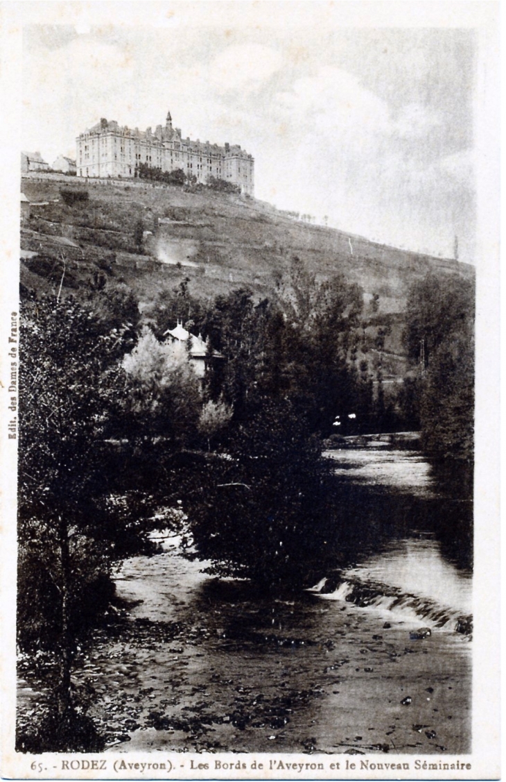 Les bords de l'Aveyron et le nouveau Séminaire, vers 1910 (carte postale ancienne). - Rodez