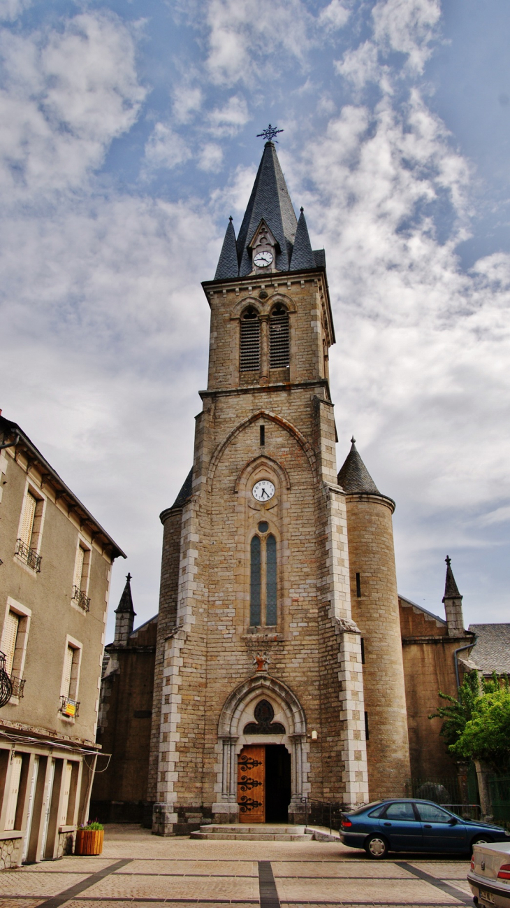 //église Sainte Genevieve - Sainte-Geneviève-sur-Argence