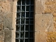 Photo suivante de Sainte-Radegonde Fenêtre avec cadran solaire de l'église fortifiée d'inières ou Notre Dame de la Nativité.