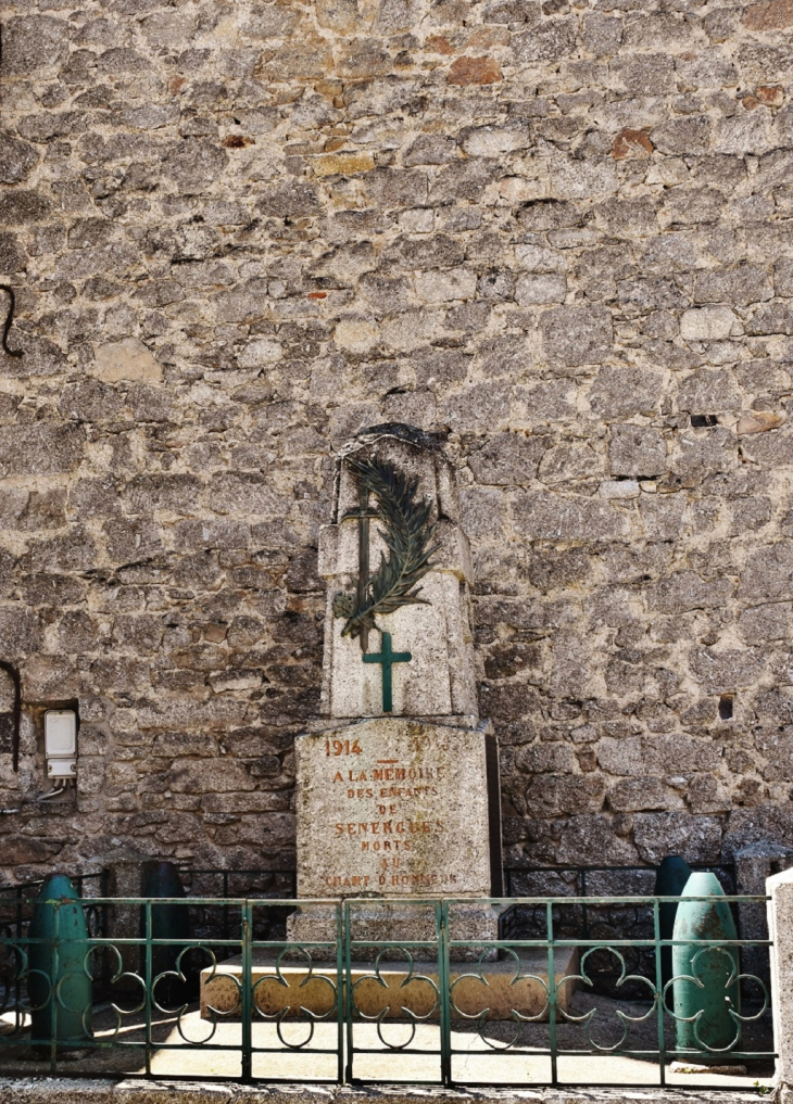Monument-aux-Morts - Sénergues