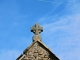Croix du pignon de l'église de Saint Hilaire.
