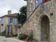 Photo précédente de Castelnau-sur-l'Auvignon la mairie dans la rue principale