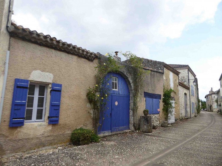 Maison du village - Castéra-Lectourois