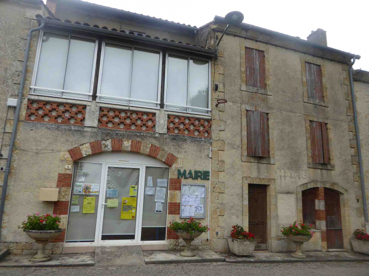 La mairie - Mas-d'Auvignon